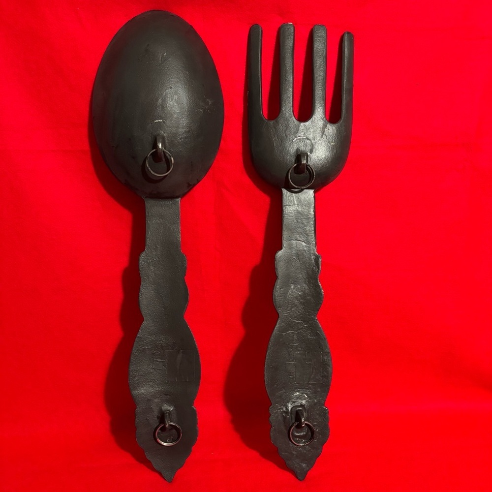 Black Decorative Kitchen Utensils Fork and Spoon Set Wall Hanging Decor - Picture 2 of 8